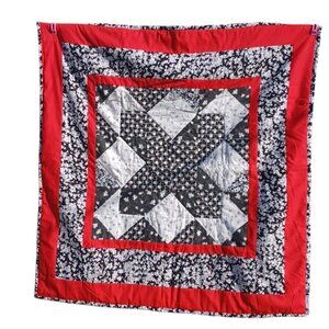 Hand Made Lap / Display Quilt - very well made 4864